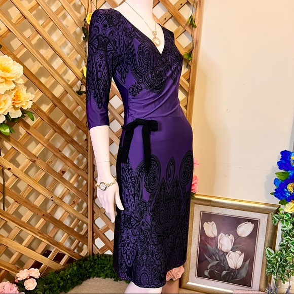Charlie Brown Dresses & Skirts - Charlie Brown V-Neck Midi 3/4 Sleeves Dress Midnight Blue Violet w Black Pattern